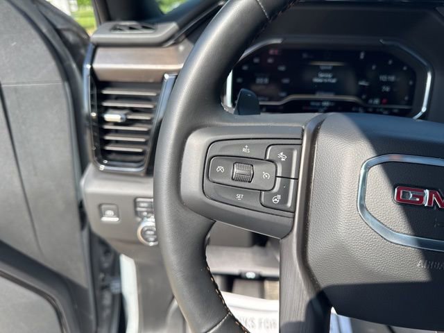 Used 2025 GMC Sierra 1500 AT4 w/ AT4 Premium Package AWD/4WD image 17