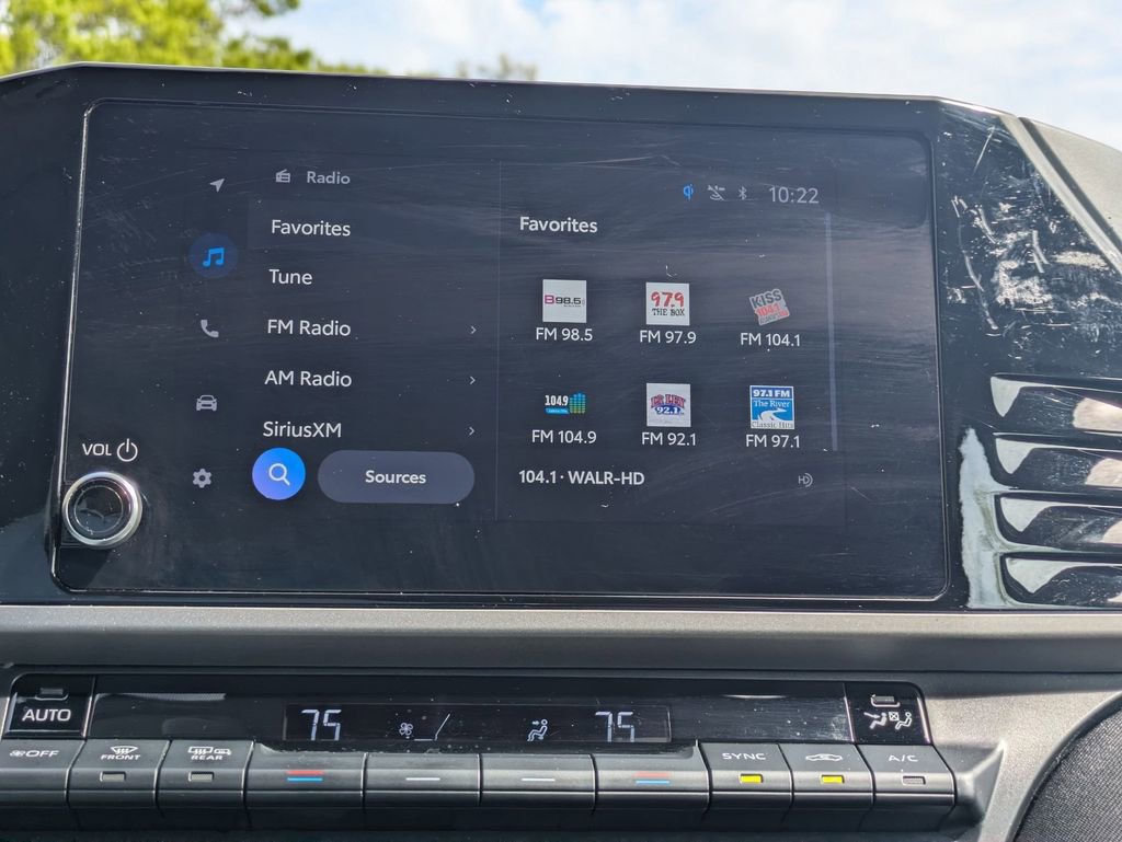 Used 2025 Toyota Camry LE image 21