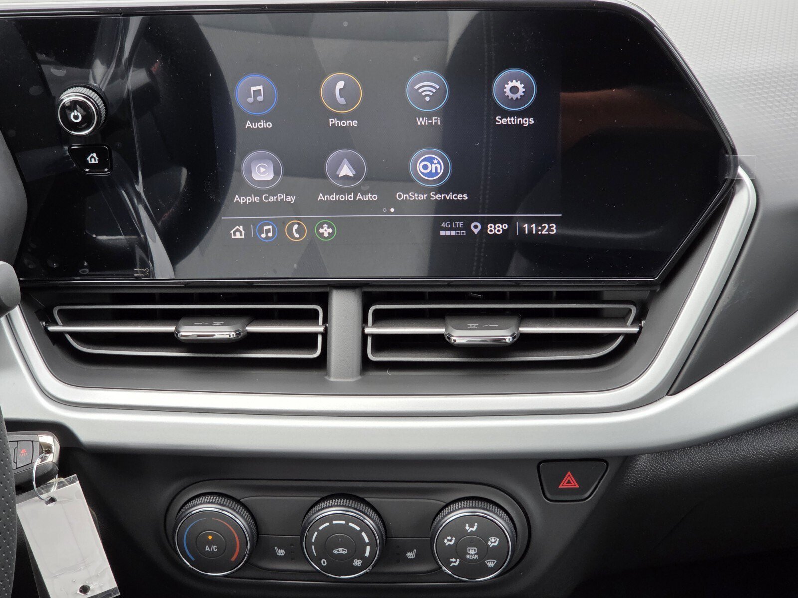 New 2026 Chevrolet Trax RS FWD image 8