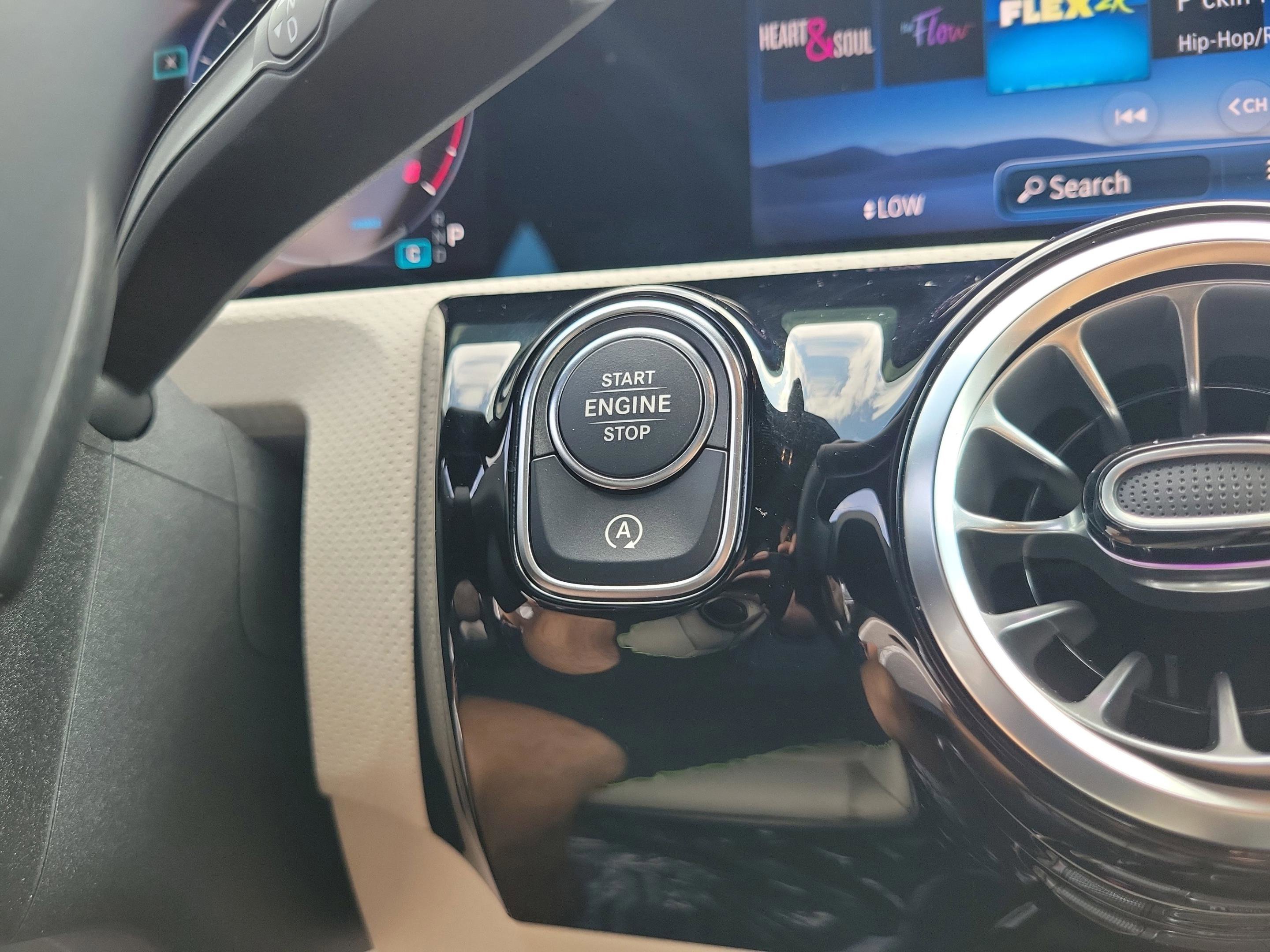 Certified 2026 Mercedes-Benz CLA 250 image 24