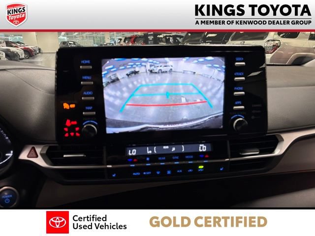Used 2023 Toyota Sienna XLE FWD image 25