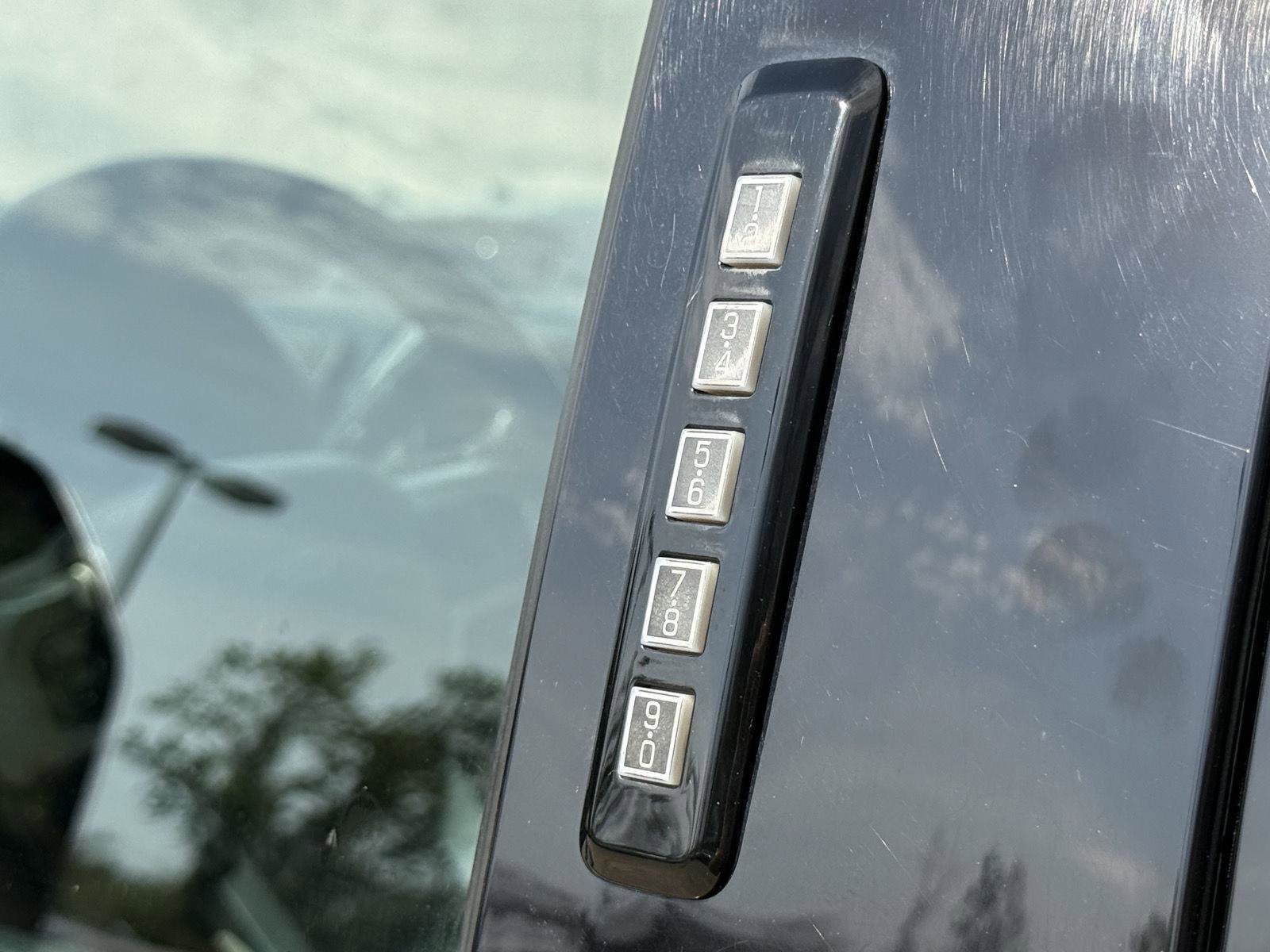 Used 2018 Ford F350 King Ranch w/ King Ranch Ultimate Package image 15