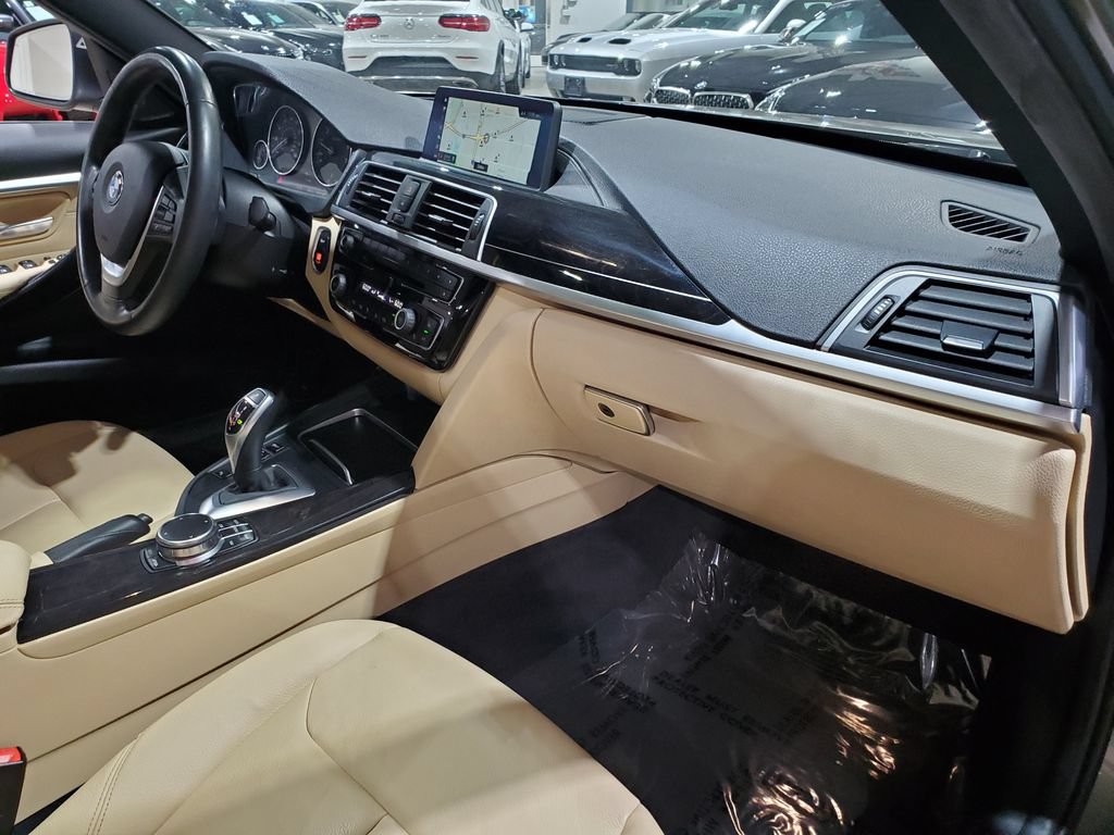 Used 2018 BMW 340i xDrive Sedan AWD/4WD image 14