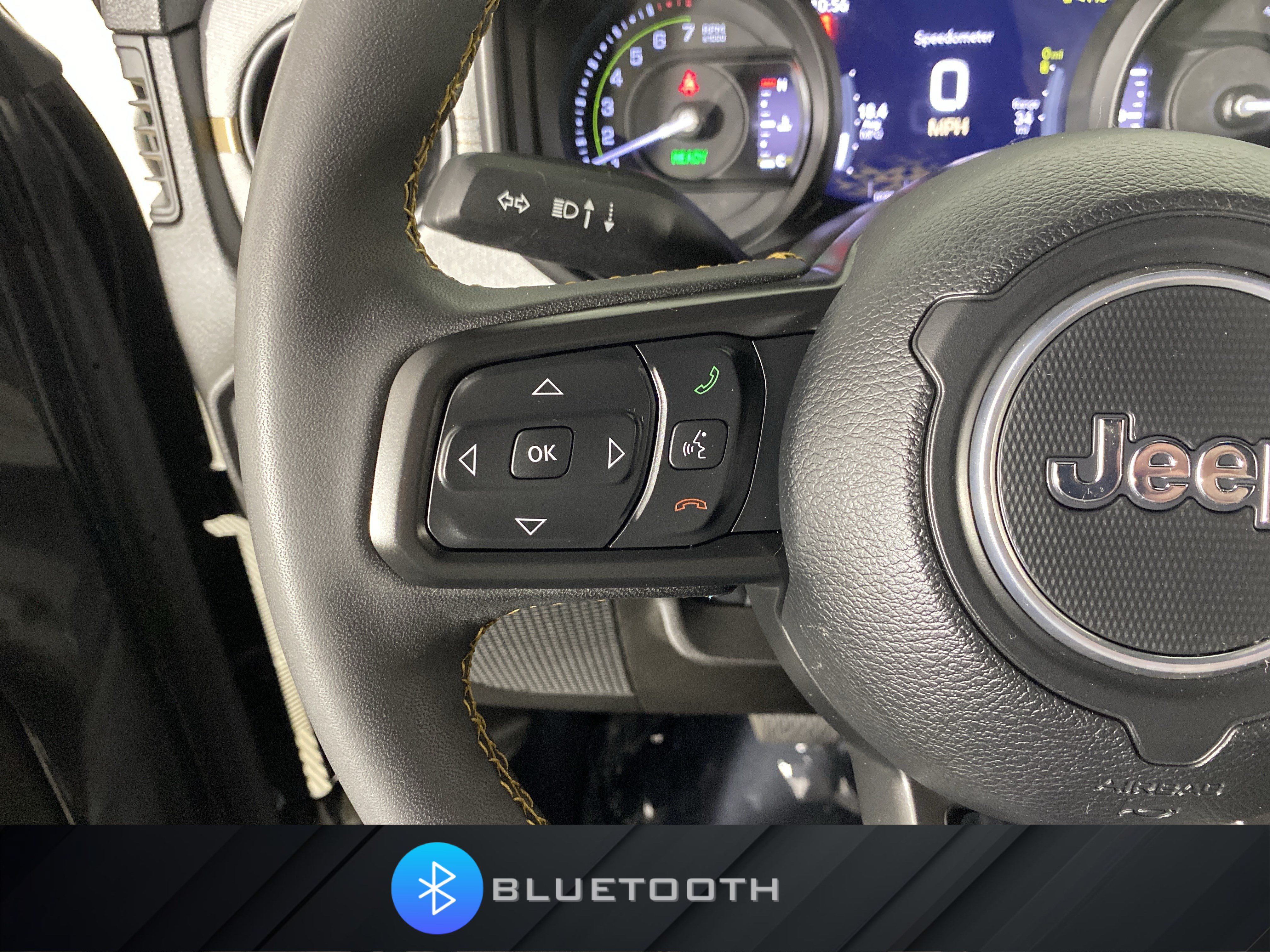 Used 2024 Jeep Wrangler Unlimited w/ Convenience Group AWD/4WD image 23