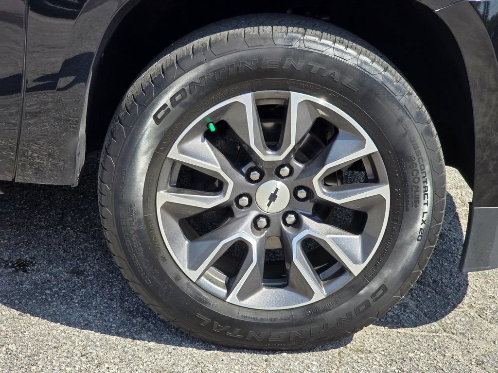 Used 2020 Chevrolet Suburban LT RWD image 23