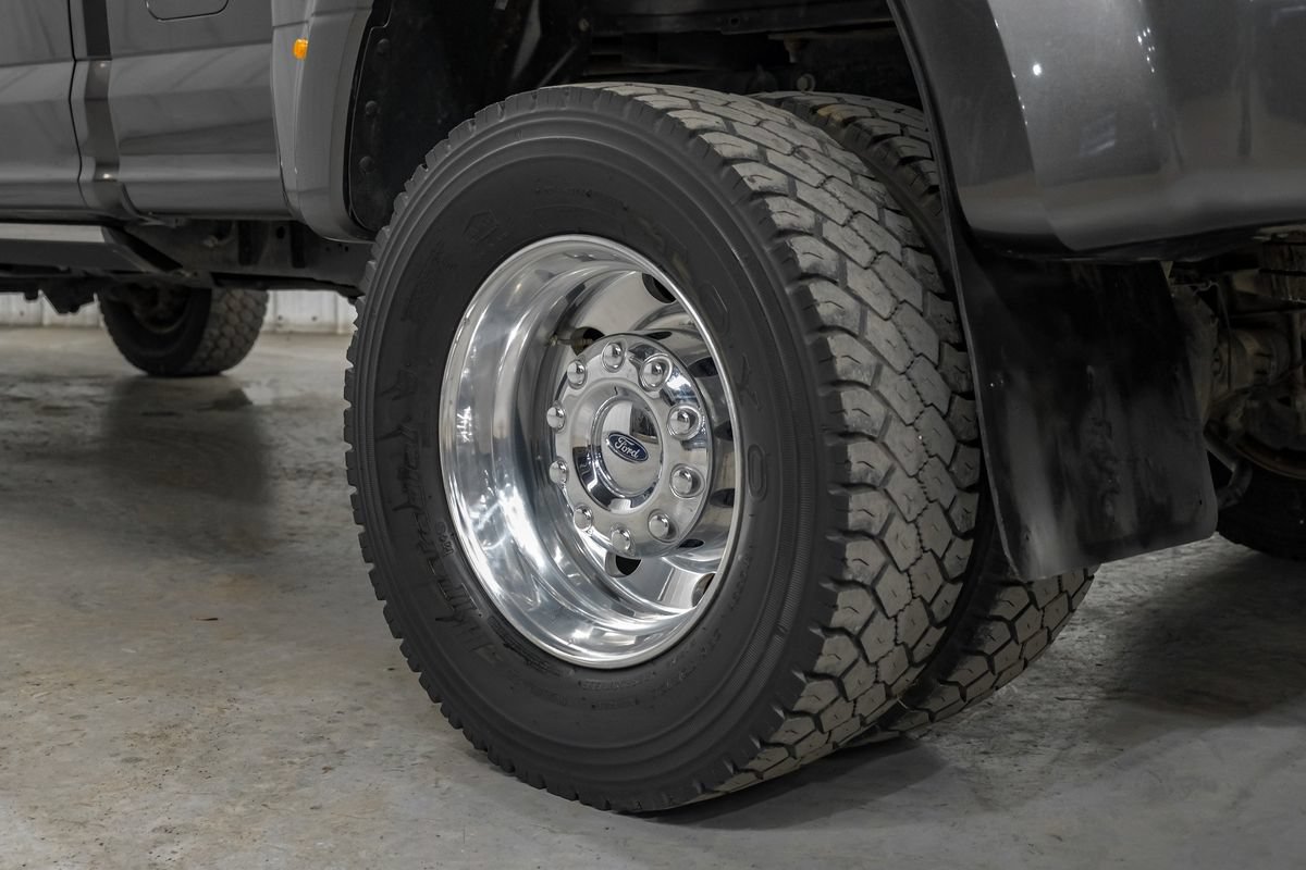 Used 2019 Ford F450 Platinum w/ Platinum Ultimate Package AWD/4WD image 64
