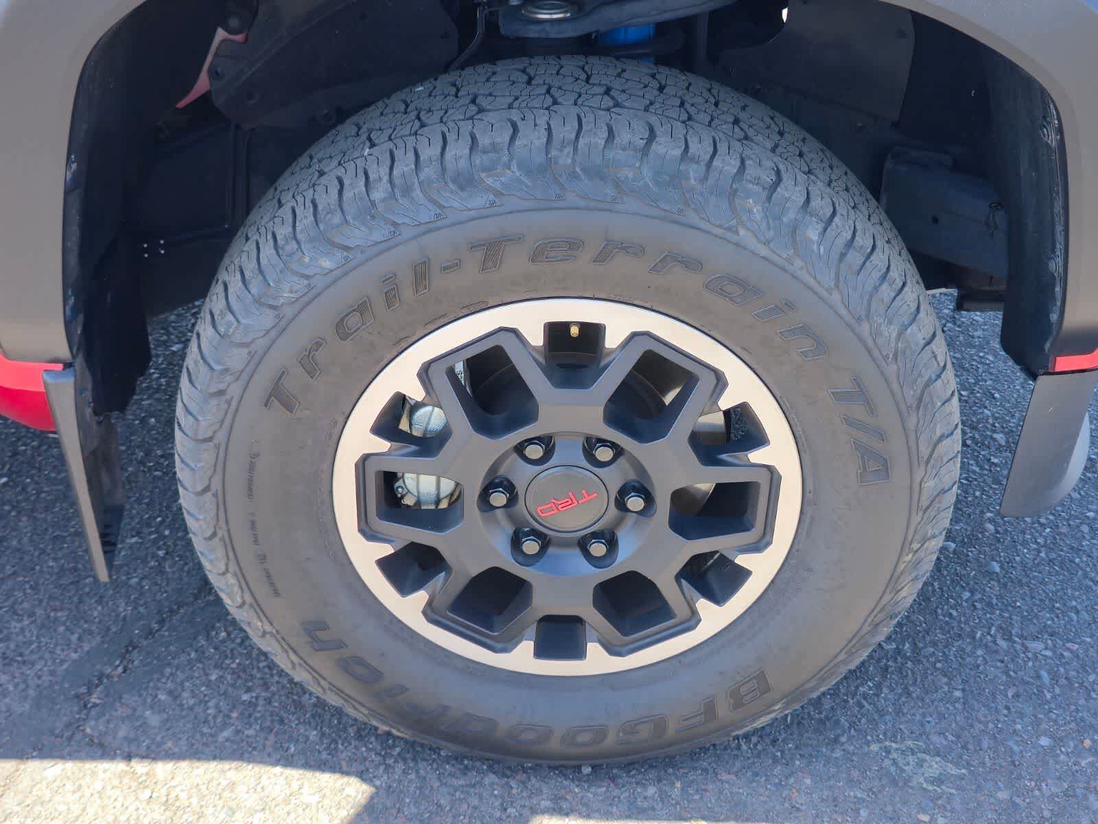 Used 2024 Toyota Tacoma TRD Off-Road AWD/4WD image 9