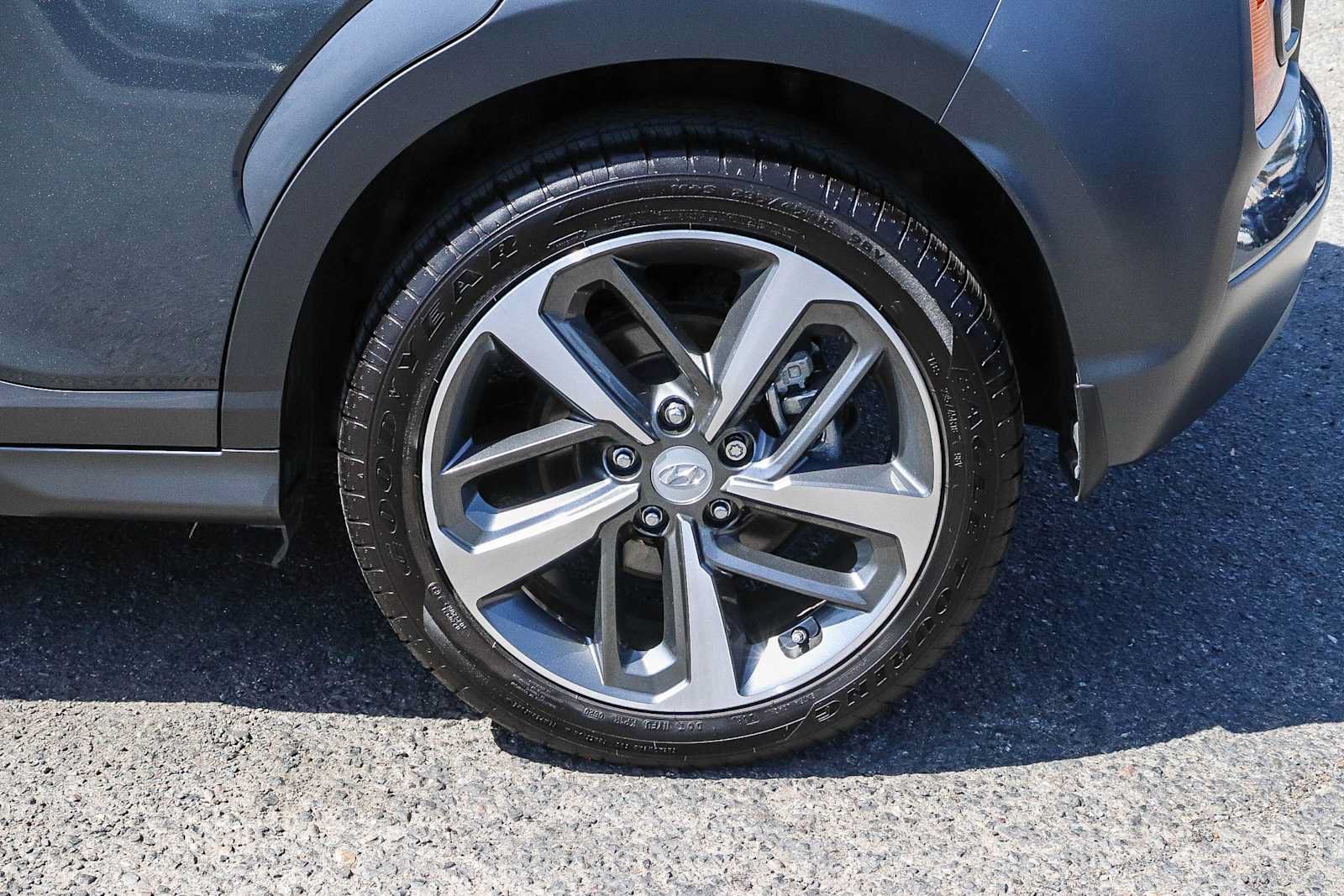 Used 2021 Hyundai Kona Limited w/ Cargo Package AWD/4WD image 13