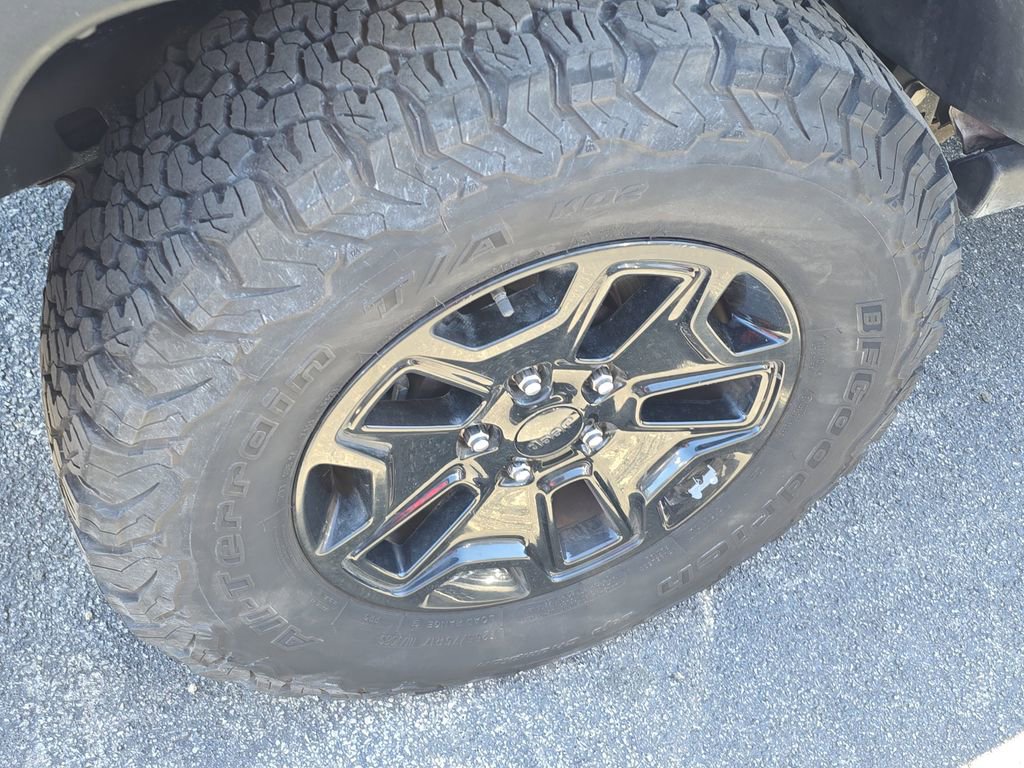 Used 2018 Jeep Wrangler Sport image 10