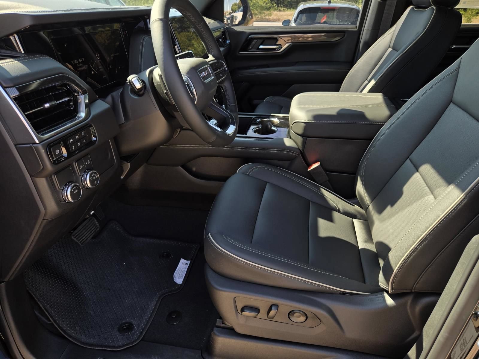 New 2026 GMC Yukon XL Elevation RWD image 8