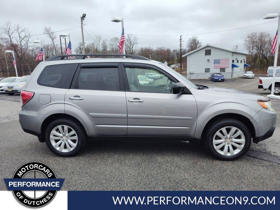 Used 2011 Subaru Forester 2.5X Premium w/ All-Weather Pkg AWD/4WD image 2