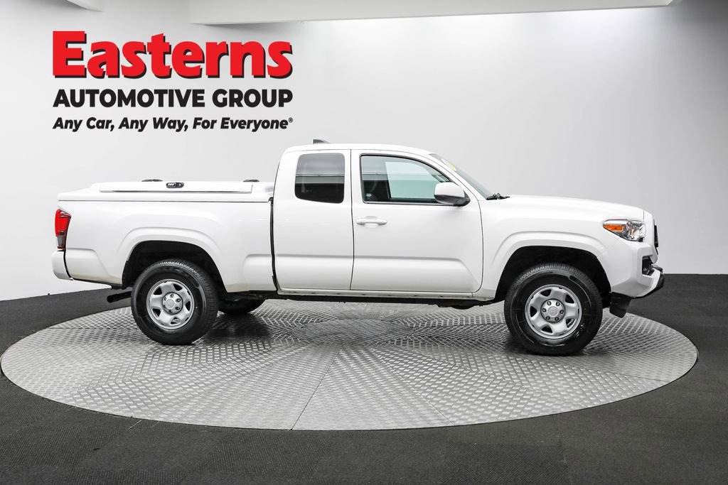 Used 2022 Toyota Tacoma SR w/ SR Convenience Package image 4