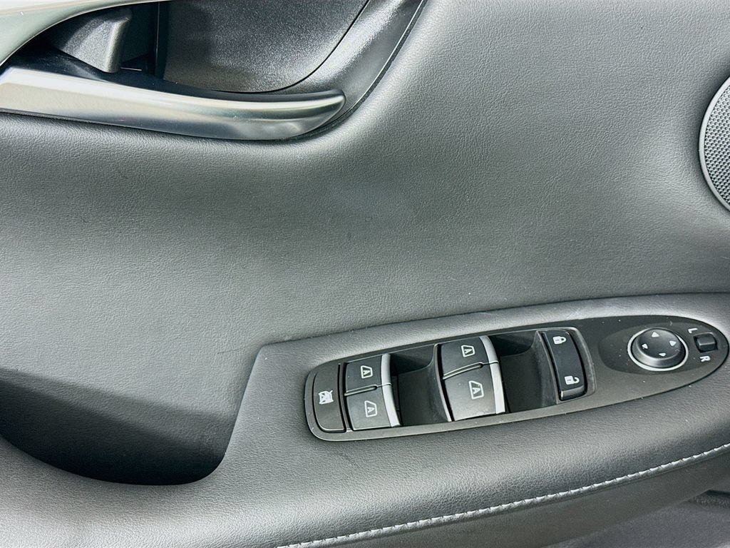 Certified 2024 INFINITI QX50 Pure FWD image 24