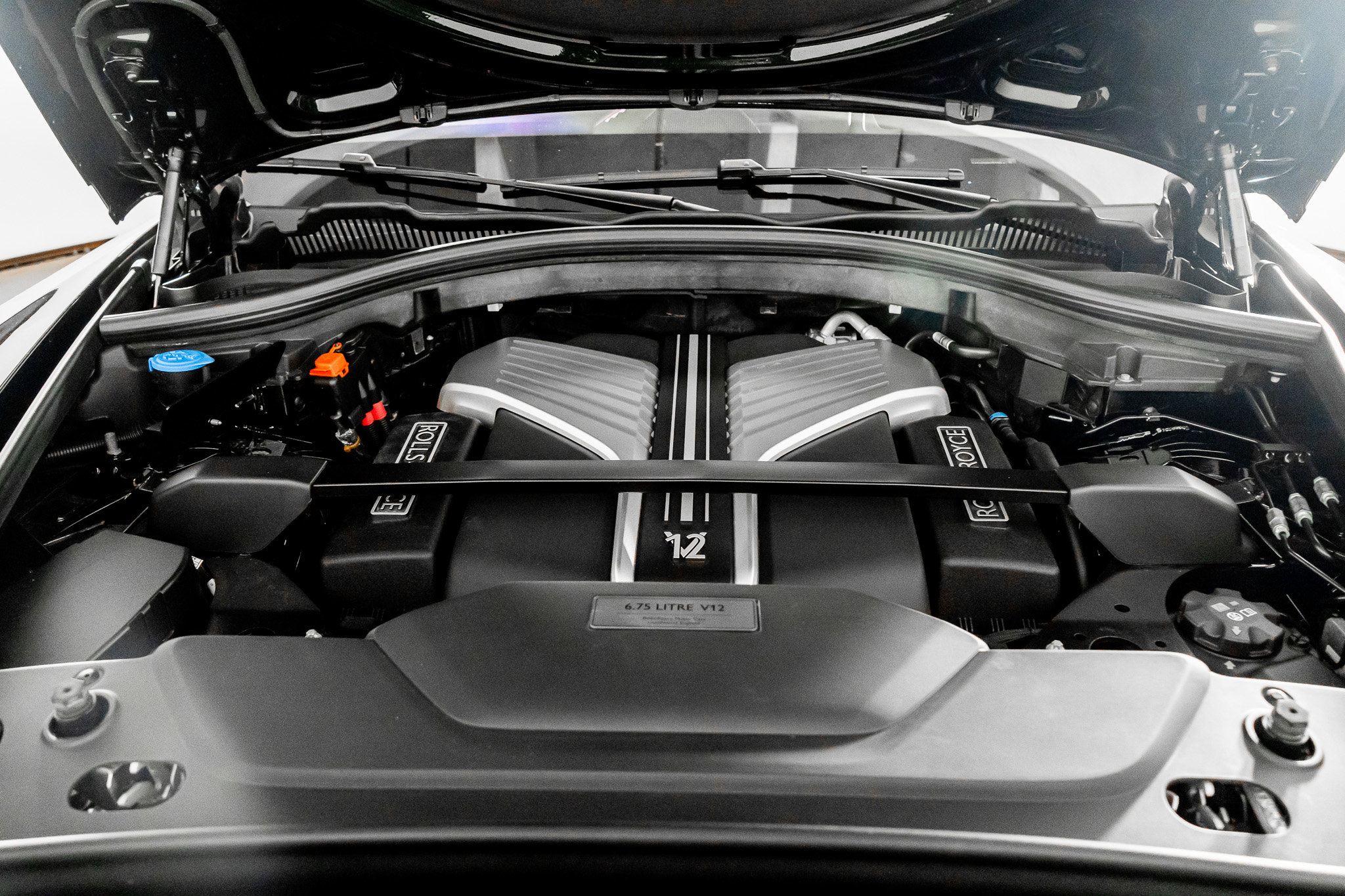 Used 2023 Rolls-Royce Cullinan w/ Cullinan Package image 60