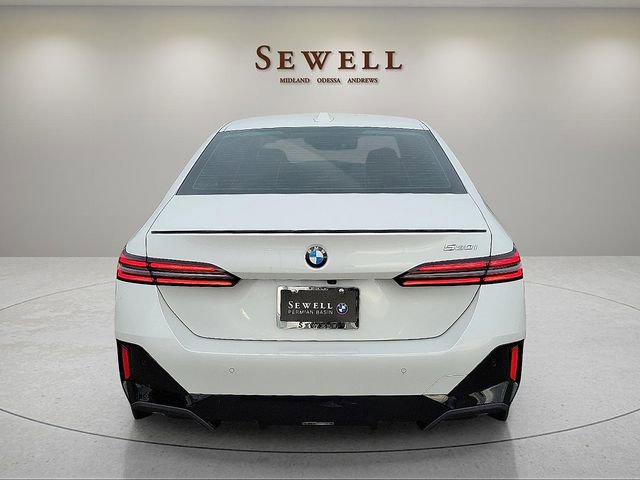 New 2026 BMW 530i RWD image 4