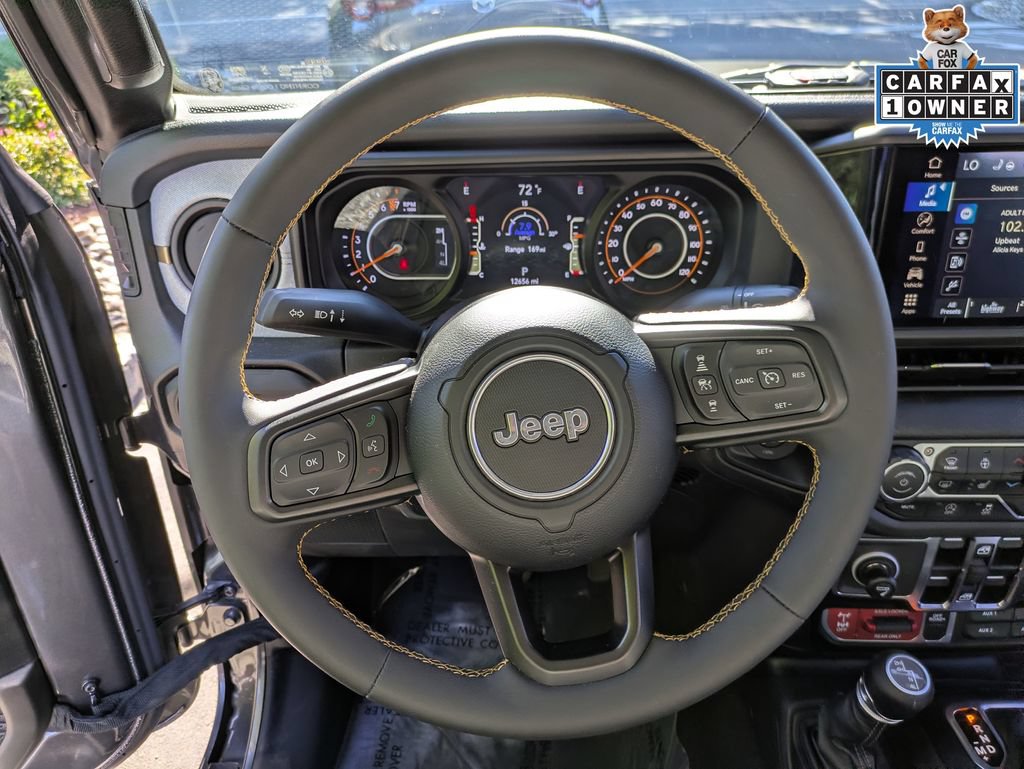 Used 2024 Jeep Gladiator Sport AWD/4WD image 21