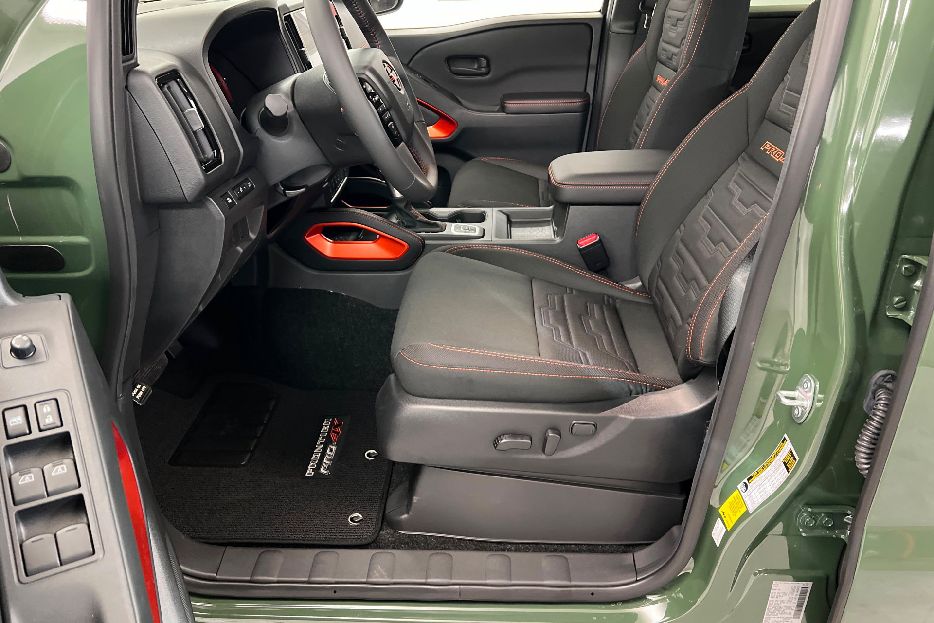 New 2026 Nissan Frontier PRO-4X w/ Tow Package image 17