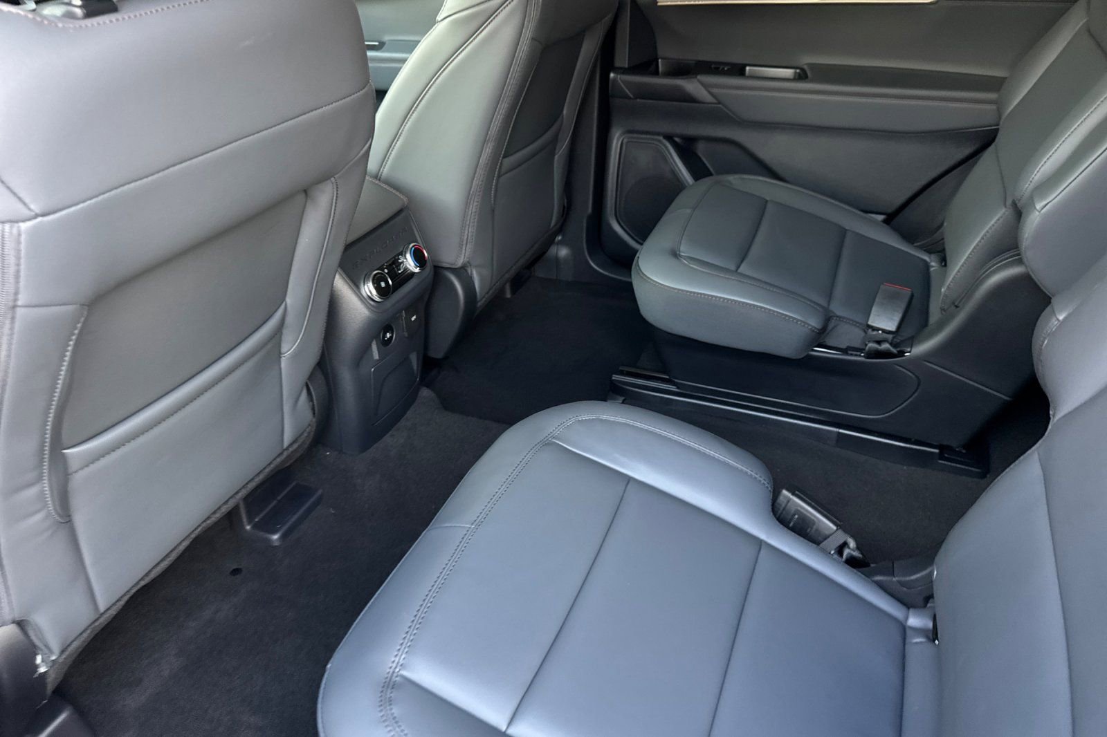New 2026 Ford Explorer Active w/ Active Comfort Package image 11