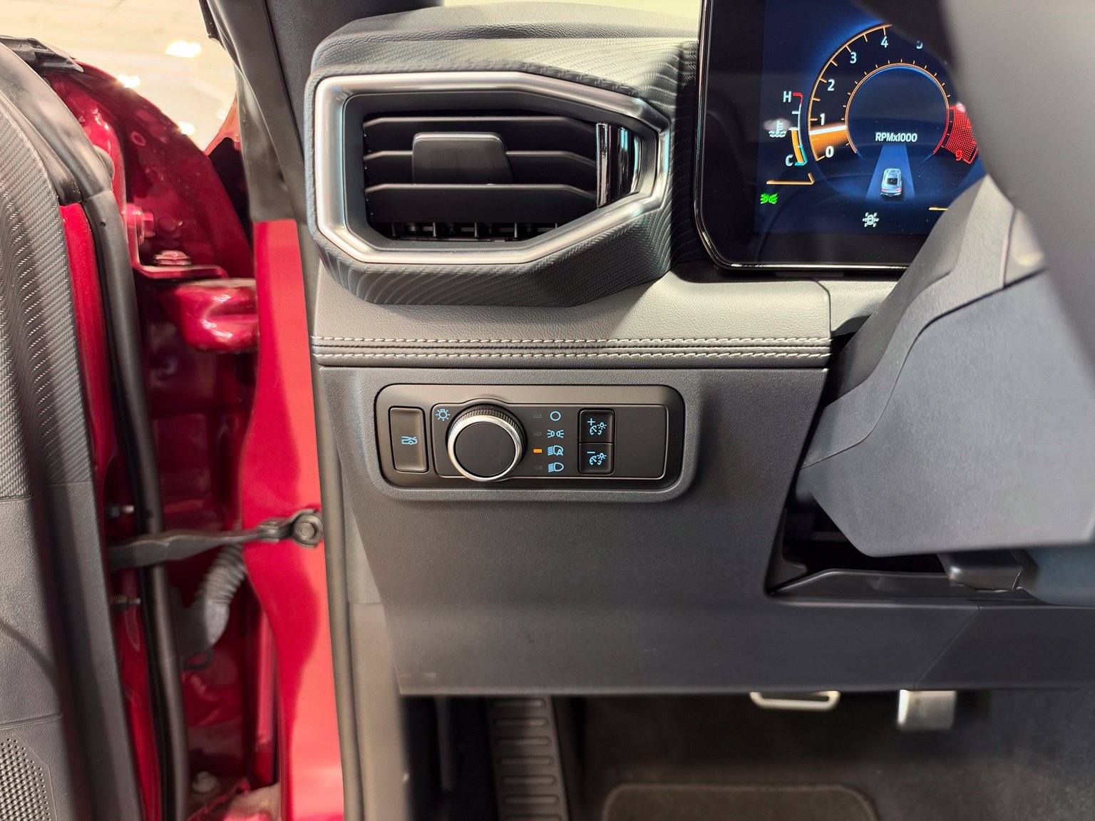 Used 2025 Ford Mustang GT Premium RWD image 21