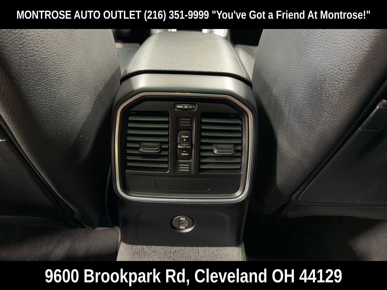 Used 2017 Porsche Macan image 40