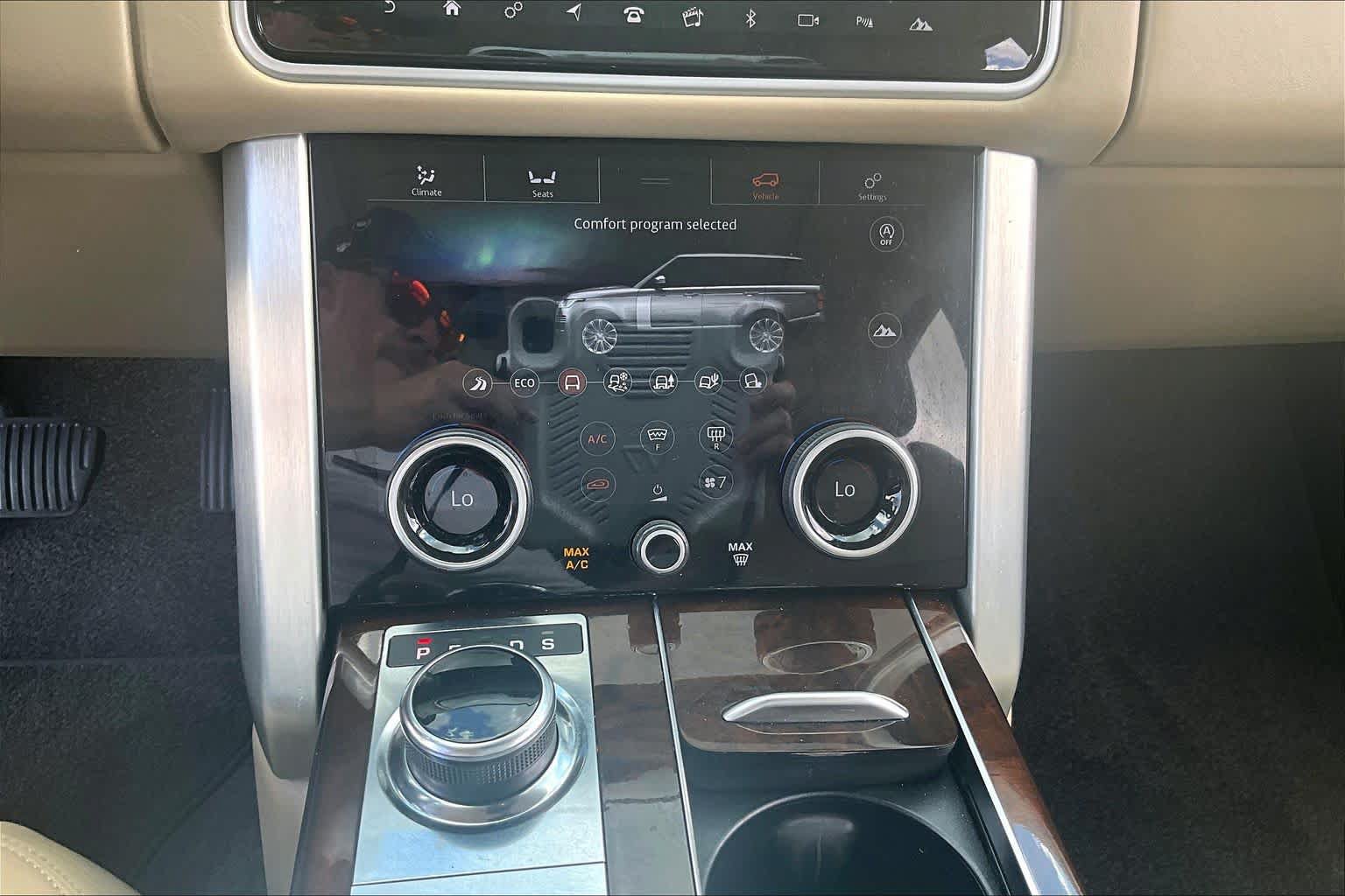 Used 2018 Land Rover Range Rover HSE AWD/4WD image 32