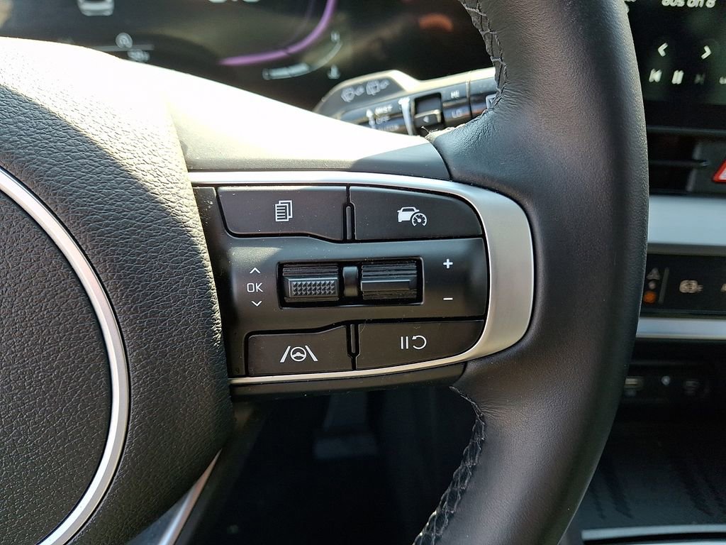 Certified 2025 Kia Sportage EX w/ Premium Package image 22