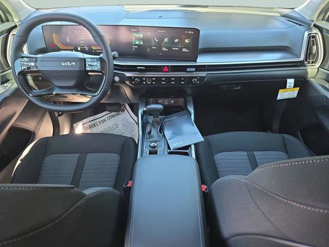 New 2026 Kia Sorento LX FWD image 21