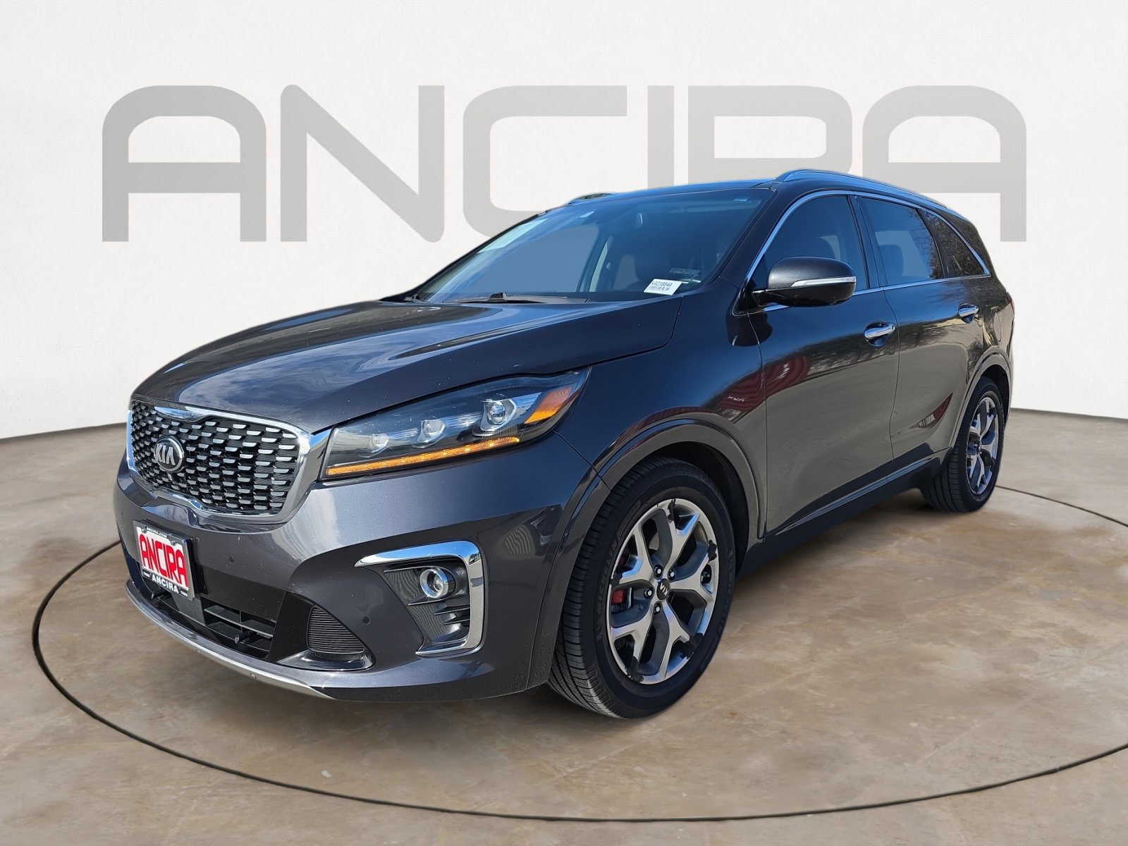 Used 2019 Kia Sorento SX w/ SX Touring Package image 4