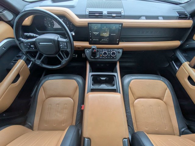 Used 2023 Land Rover Defender 130 X AWD/4WD image 16
