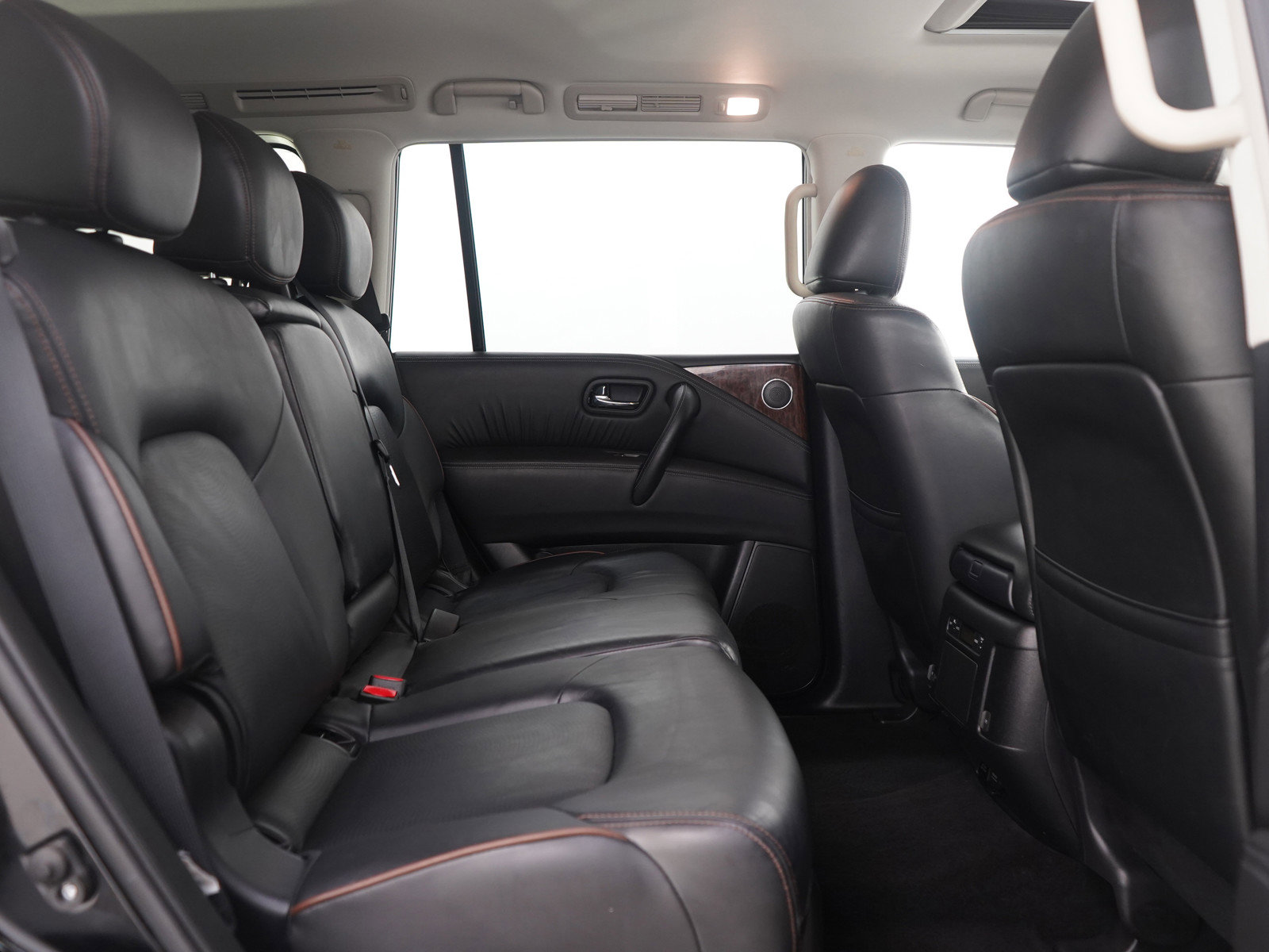 Used 2020 Nissan Armada SL w/ Premium Package image 12