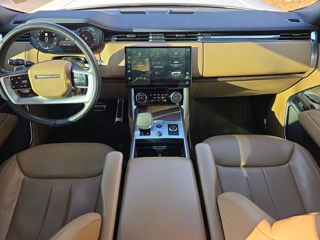 Used 2023 Land Rover Range Rover SE image 15