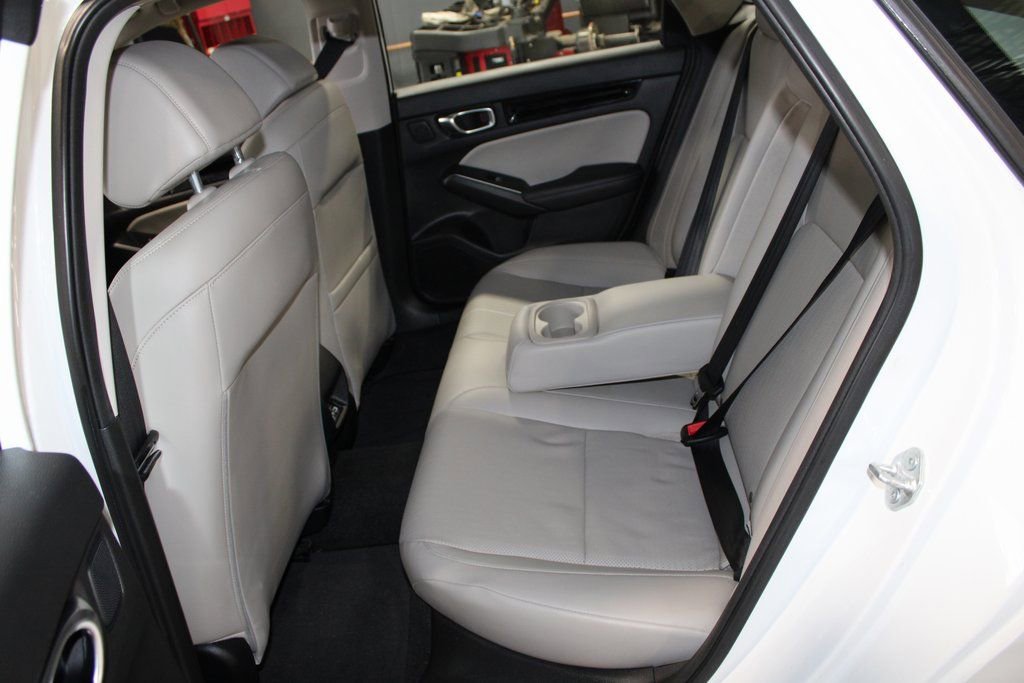 Used 2022 Honda Civic Touring image 18