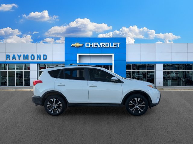 Used 2015 Toyota RAV4 Limited w/ Technology Package AWD/4WD image 2