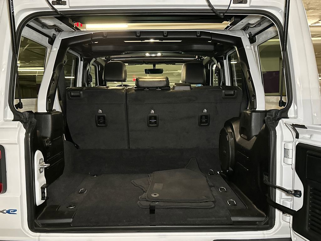 Used 2023 Jeep Wrangler Unlimited Sahara w/ Cold Weather Group image 6