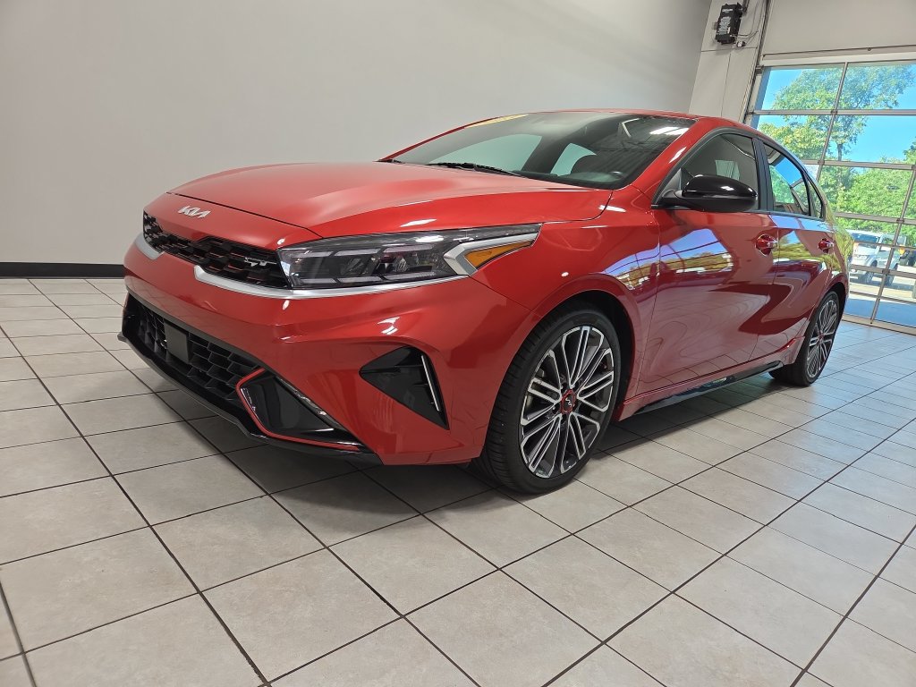 Used 2023 Kia Forte GT w/ GT2 Package FWD image 8