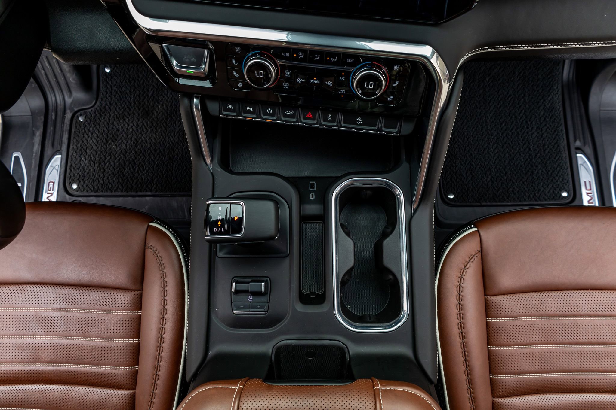 Used 2025 GMC Sierra 1500 Denali Ultimate image 28