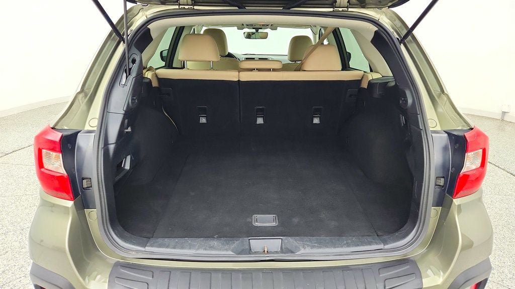 Used 2018 Subaru Outback 2.5i Limited AWD/4WD image 22