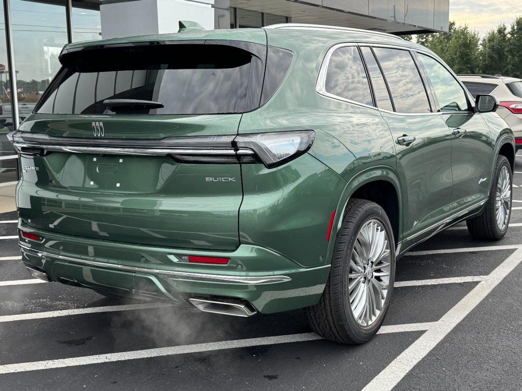 New 2027 Buick Enclave Avenir w/ LPO, Floor Liner Package AWD/4WD image 4