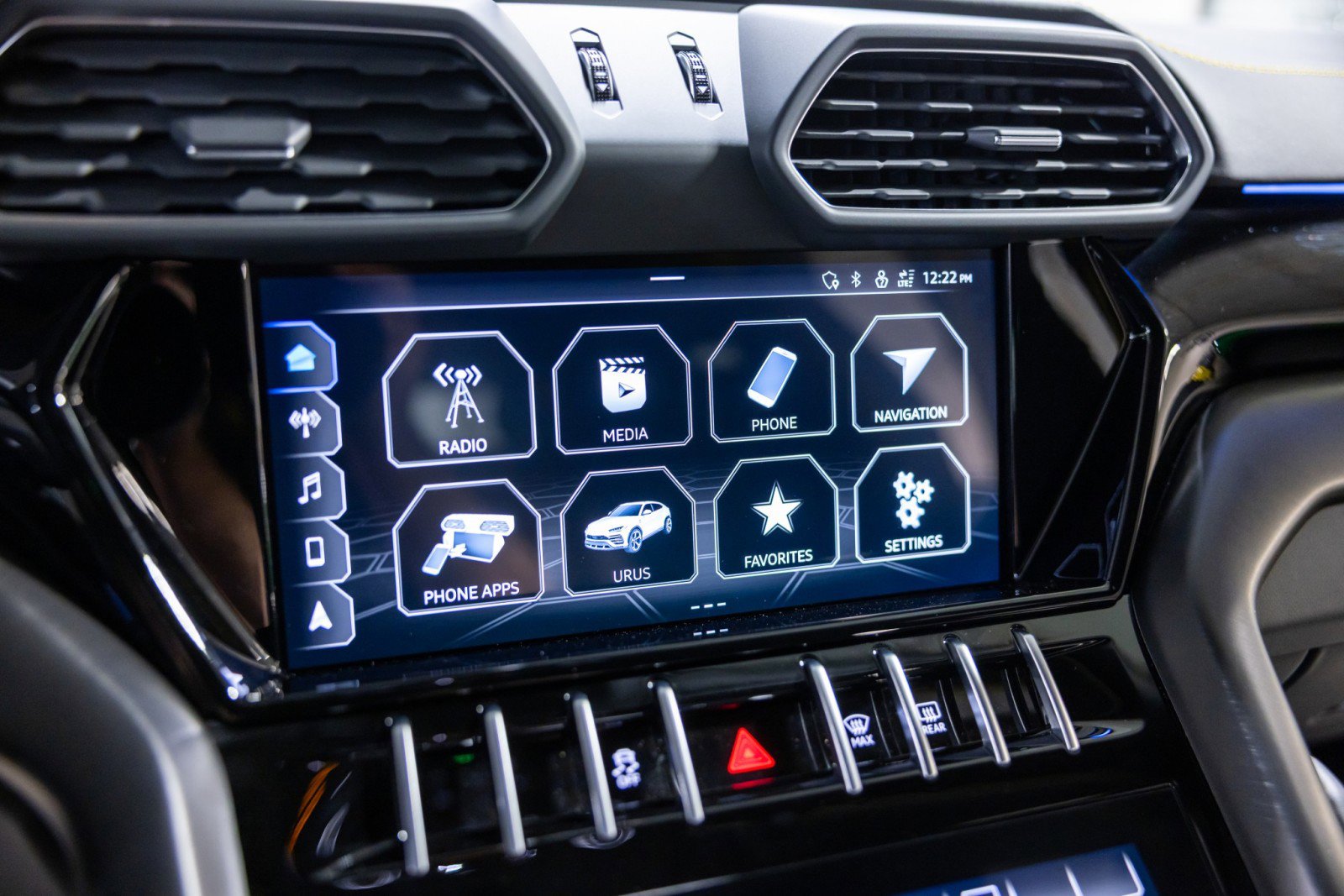 Used 2022 Lamborghini Urus image 41