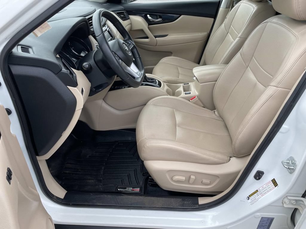 Used 2020 Nissan Rogue SL w/ Premium Package FWD image 22