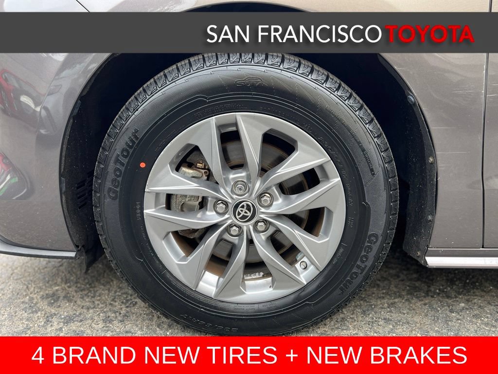 Certified 2021 Toyota Sienna LE FWD image 9