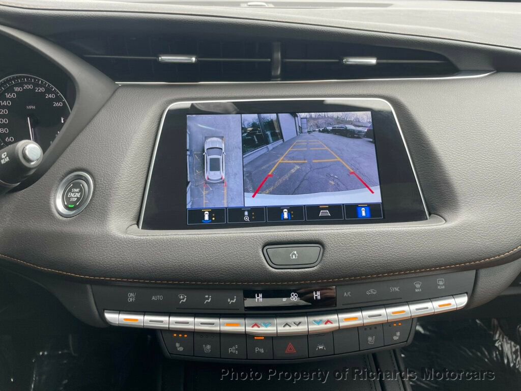Used 2023 Cadillac XT4 Sport w/ LPO, Onyx Lite Package image 16