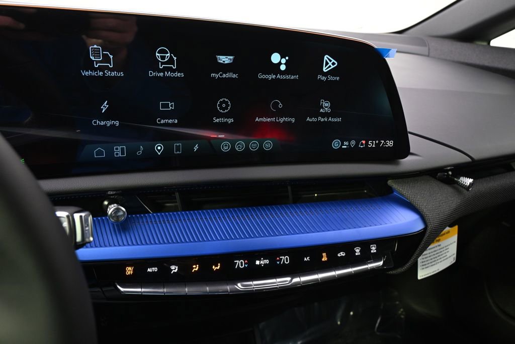 New 2026 Cadillac Optiq V image 29