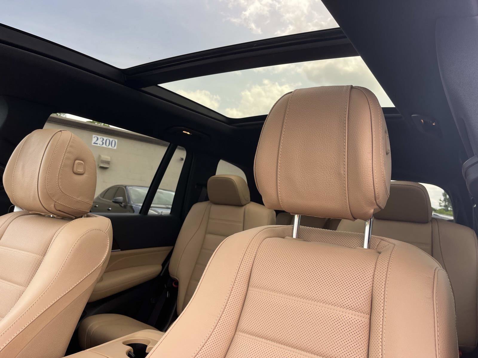 Certified 2025 Mercedes-Benz GLS 450 4MATIC image 29