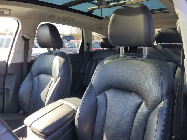 Used 2018 Audi Q7 3.0T Prestige AWD/4WD image 19