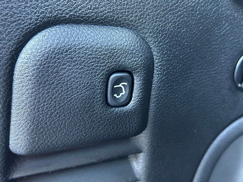 Certified 2021 Jeep Grand Cherokee Laredo X image 42