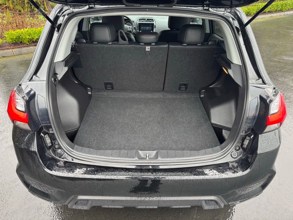Used 2024 Mitsubishi Outlander Sport SE AWD/4WD image 17
