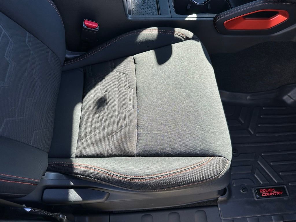 Used 2022 Nissan Frontier Pro-X image 17