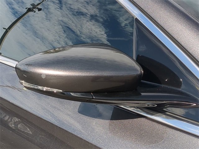 Used 2016 Chrysler 200 C image 12