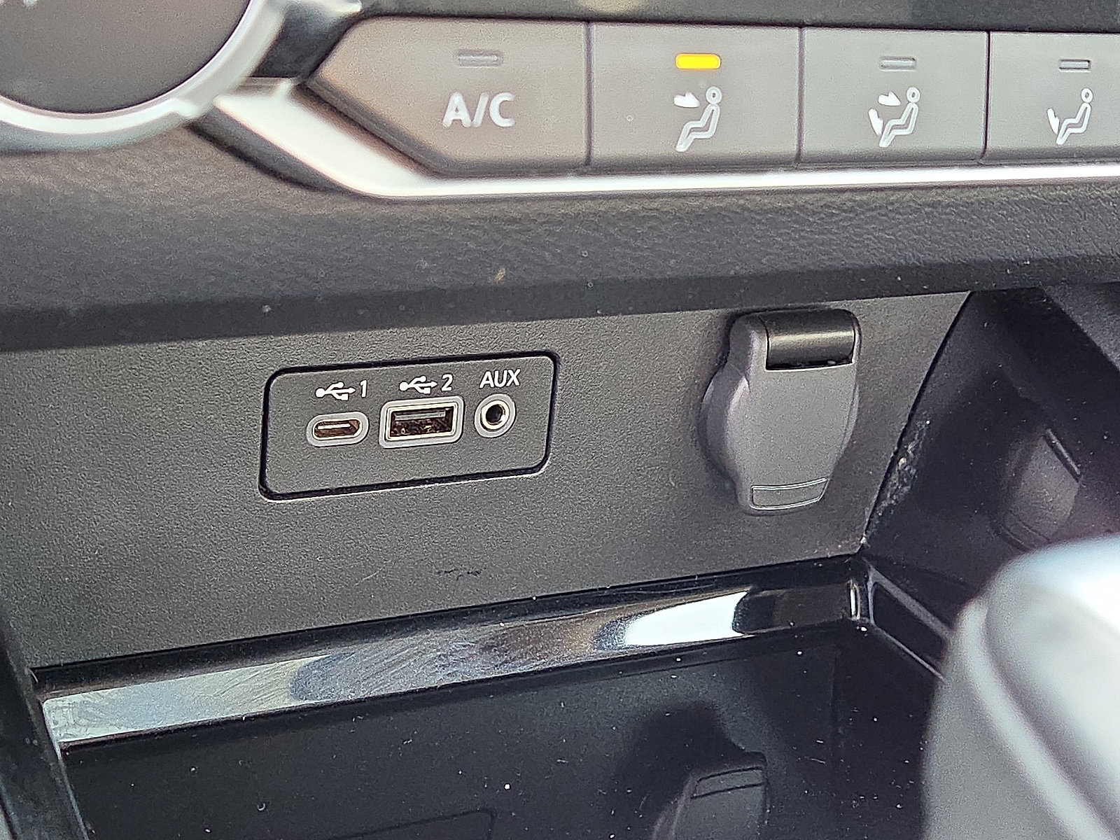 Used 2022 Nissan Altima 2.5 SV w/ SV Premium Package image 24